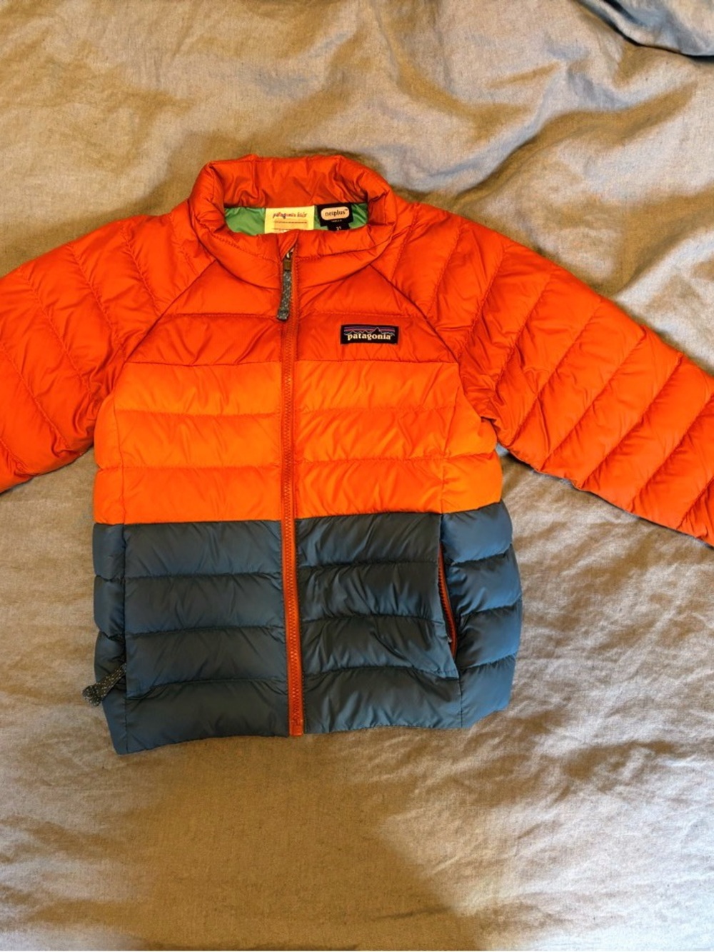 Patagonia Teal, Navy & Orange Quilted Jacket 3T - excellent condition